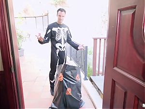 glad super-naughty boning Halloween with mind-blowing Selena Stone